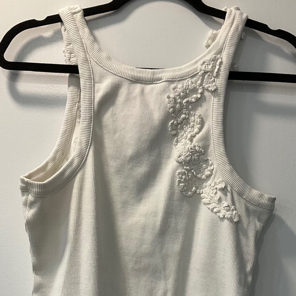 Anthropologie Embroidered White Tank Top Size XL - Picture 2 of 6